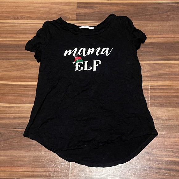 ⛄️CLEARANCE⛄️ Ricki’s Christmas shirt - Picture 1 of 6